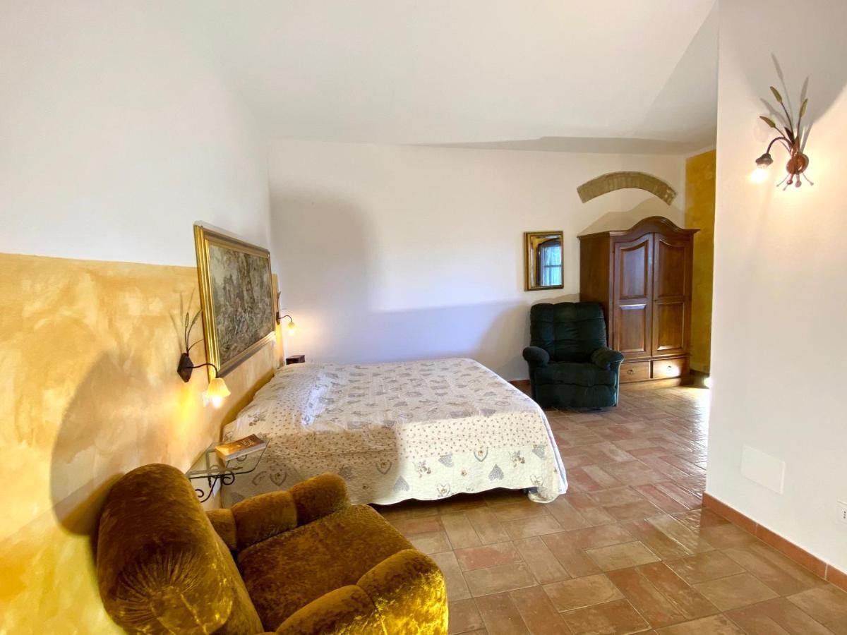 Agriturismo L'Antica Quercia ポマランチェ エクステリア 写真