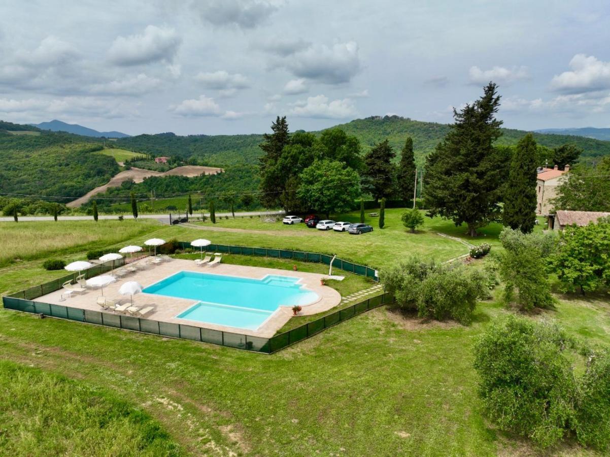 Agriturismo L'Antica Quercia ポマランチェ エクステリア 写真