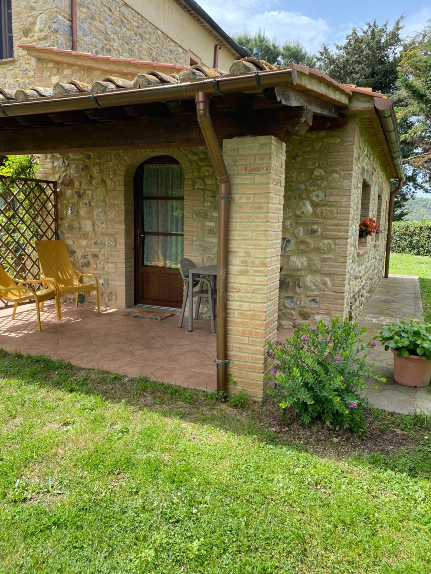 Agriturismo L'Antica Quercia ポマランチェ エクステリア 写真
